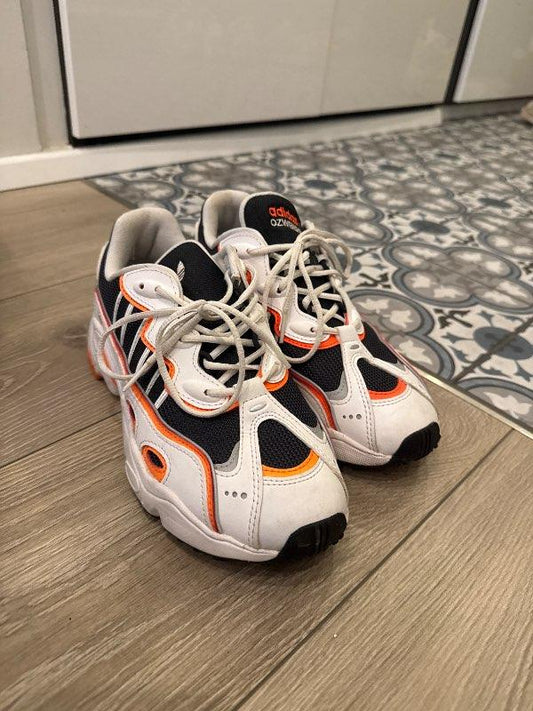 Adidas skór