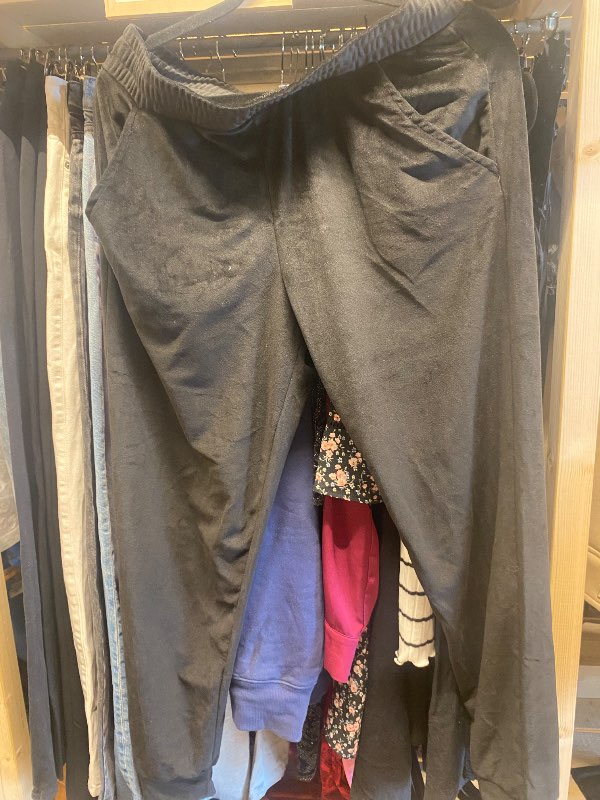 Beshka buxur m