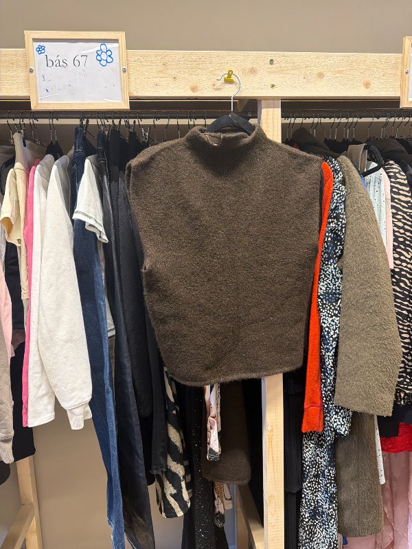 Gina tricot toppur