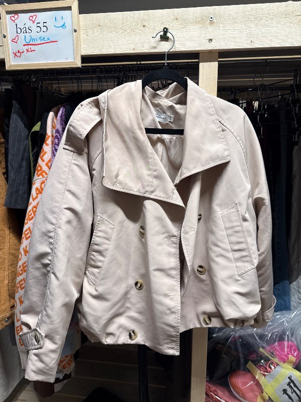 Trench jakki
